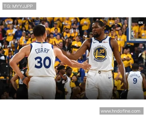 库里与杜兰特的巅峰对决谁能在NBA历史上留下更深刻的印记